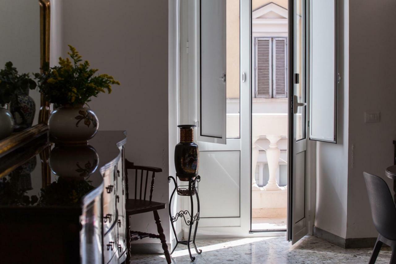 Domus Aurea 295 Apartment Rome Bagian luar foto